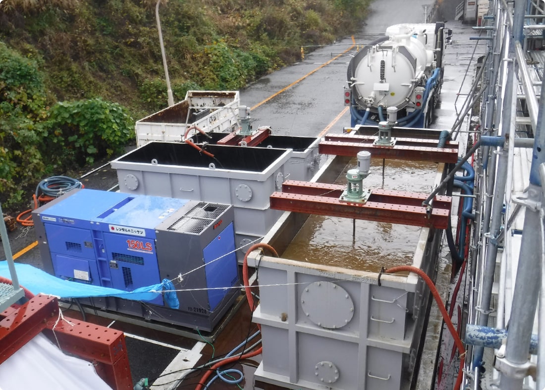 各種ピット清掃、配管洗浄、及び大型槽の清掃作業